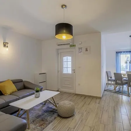 House Casa Maja * Brtonigla